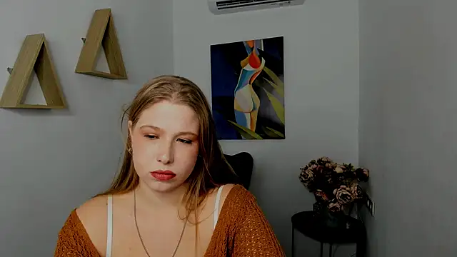 SweetDaylight's cam snapshot