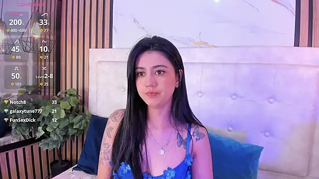 Madyson18 live sex cam