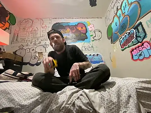 gothboiplzty's cam snapshot