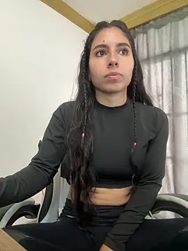 bella-black's cam snapshot