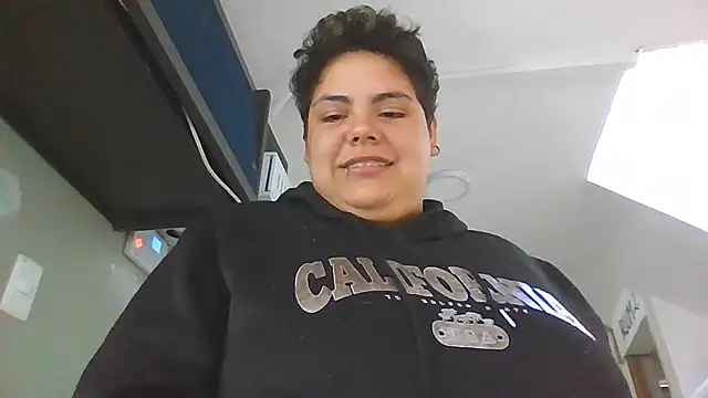 Hailey_Curvy live sex cam