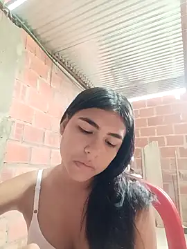 triana-hot18's cam snapshot