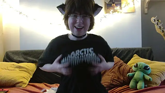 HardNerdVoid's cam snapshot