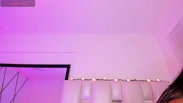 Venuswilds's cam snapshot