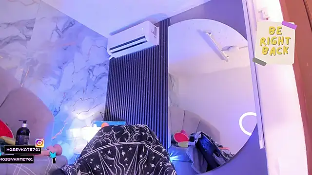 Katemoss70 live sex cam