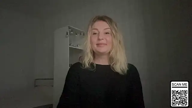 Blondie_xoxoxo live sex cam
