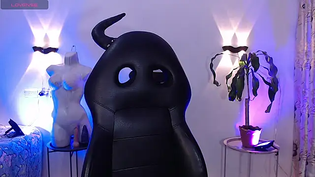 Emili_Roux live sex cam