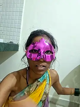 Desi_Sayli_Bhabhi live sex cam
