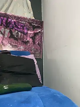 Pepita_XxxHot live sex cam