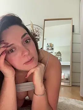 Petite_minette30 live sex cam