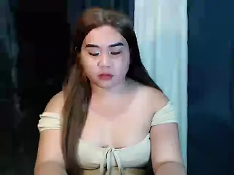 queen_staceyy live sex cam