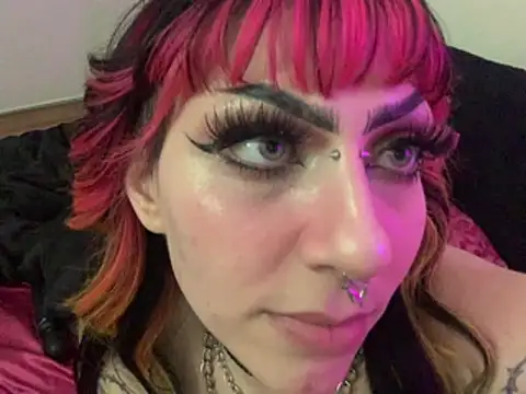 ChrryFoxx live sex cam