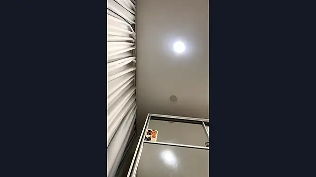 AriaMeire live sex cam