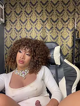 KrazzyElliot live sex cam