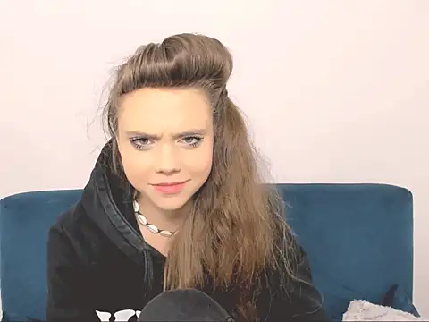 AmazingLilly's cam snapshot