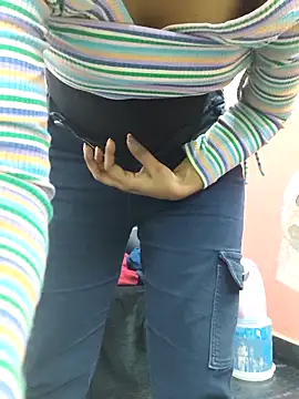 Ananya_34's cam snapshot