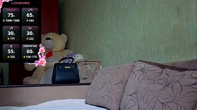 Dark_Diamond8's cam snapshot