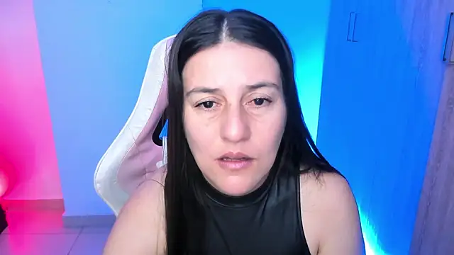 Saskyaa's cam snapshot