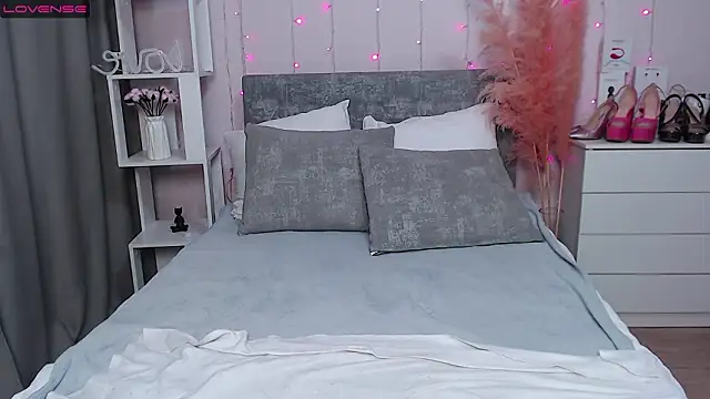 Crazyy_girl_'s cam snapshot