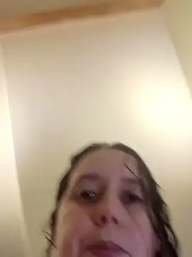 JuicyLucyy69's cam snapshot