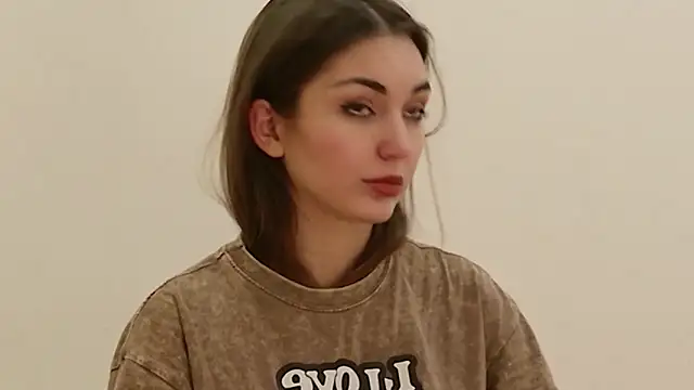 AdeleGilbert's cam snapshot