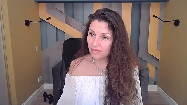 EllaLong's cam snapshot