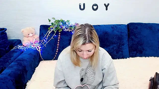 Incredible_Ariela's cam snapshot