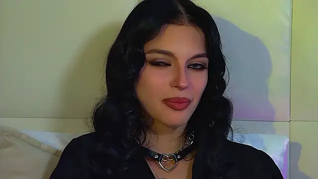 BeverlyMost's cam snapshot