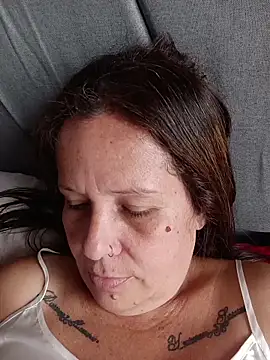 SinisterBabe's cam snapshot