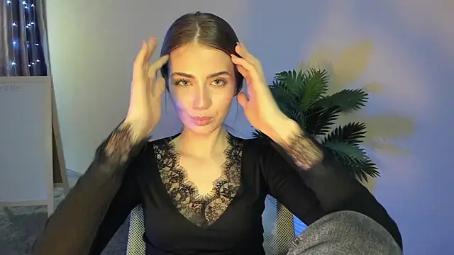 Aurora_Glow21's cam snapshot