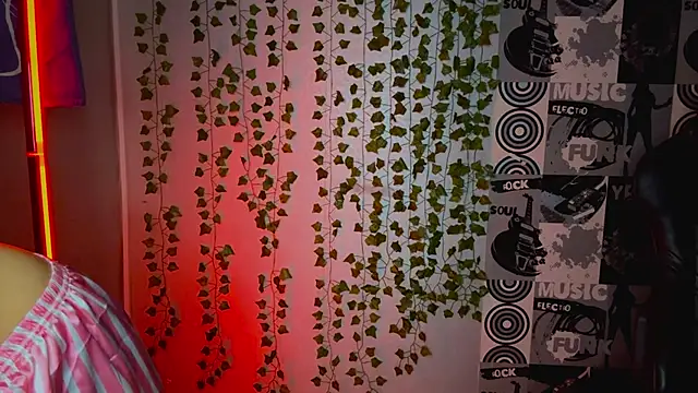 helgicuteness's cam snapshot