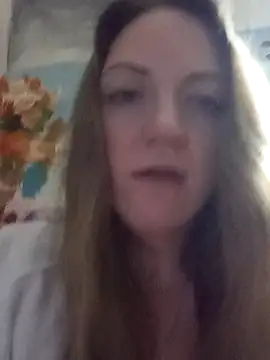 KattyLuuu's cam snapshot