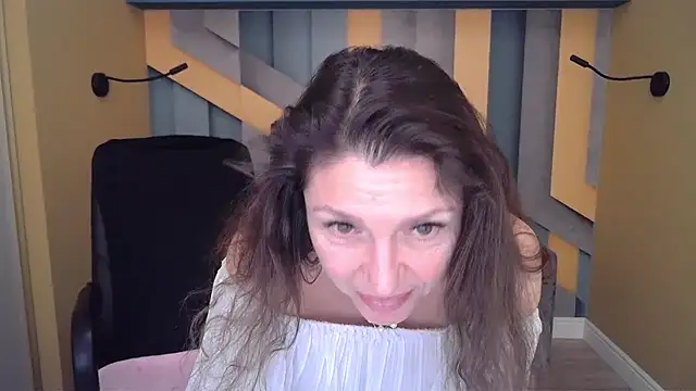 EllaLong's cam snapshot