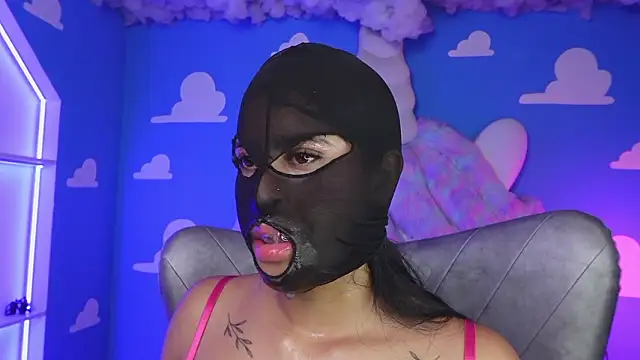 miss___anya's cam snapshot