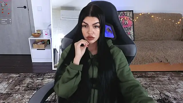 Tiffany_lab's cam snapshot