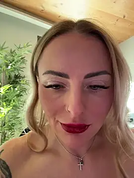 EmaSalis's cam snapshot