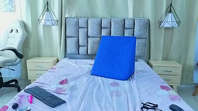 scarlettjohnson_'s cam snapshot