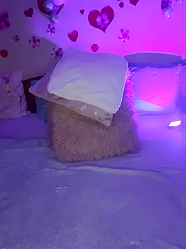 BellaBellaHot's cam snapshot