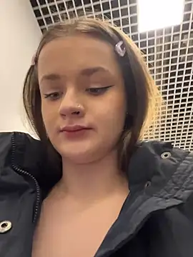 KittyQueeny's cam snapshot