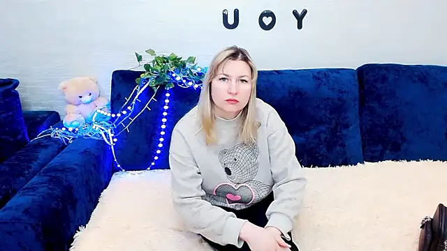 Incredible_Ariela's cam snapshot