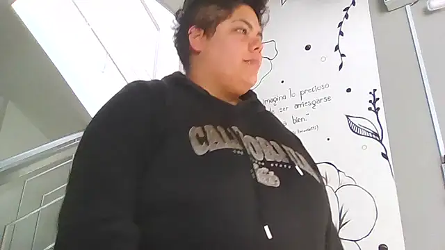 Hailey_Curvy's cam snapshot