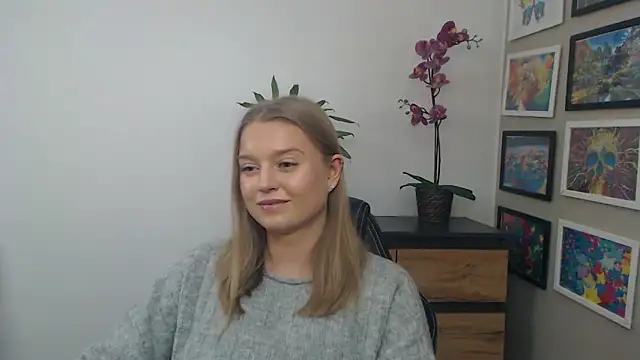 Mysteryerica's cam snapshot