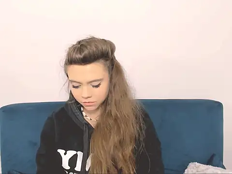 AmazingLilly's cam snapshot