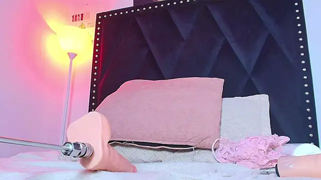 Eda_Bonne live sex cam