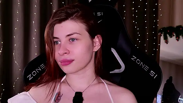 inside_tori's cam snapshot