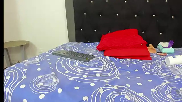 vfridaper's cam snapshot