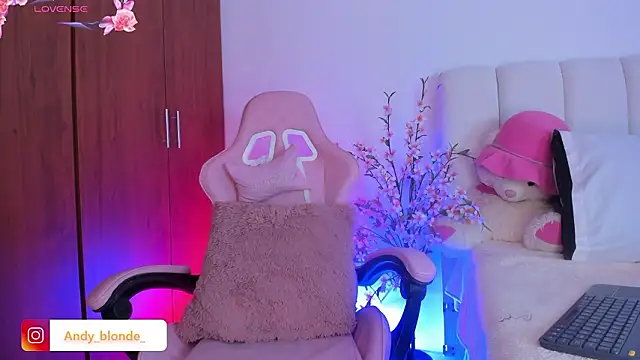 moonalisa_'s cam snapshot