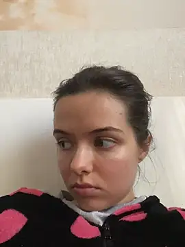 LadyinBed99's cam snapshot