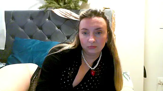 SusanCurt's cam snapshot