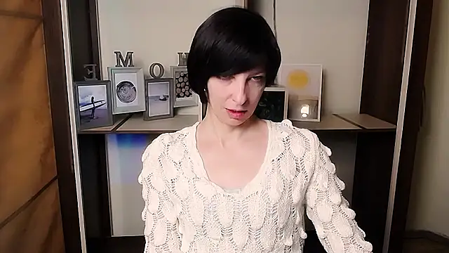 _AngeliaFlow_'s cam snapshot